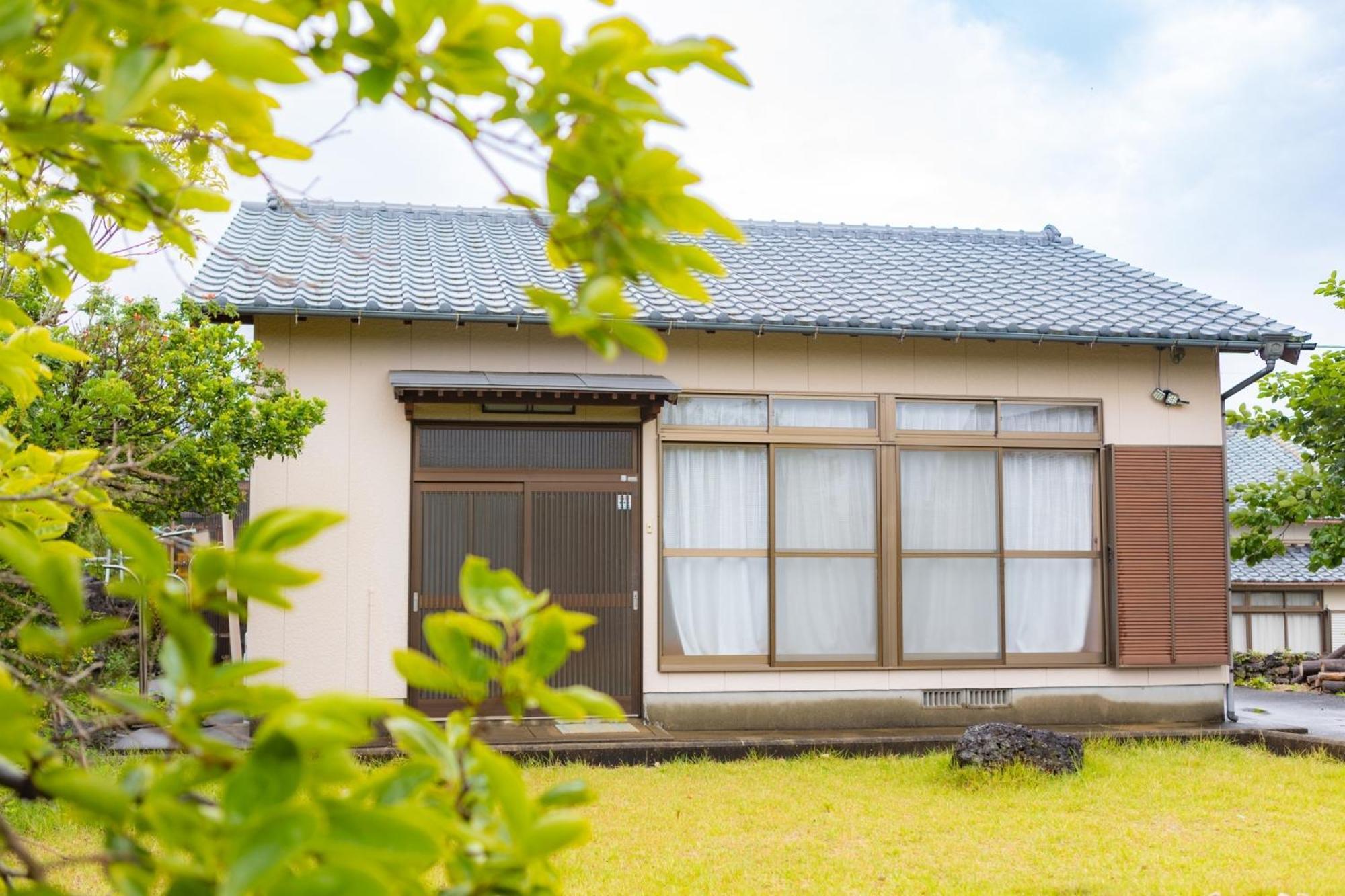 Goto I-House Villa Bagian luar foto